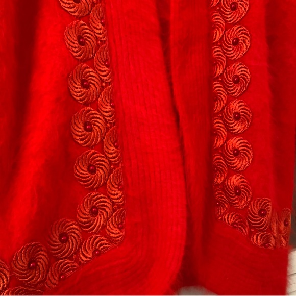 Unique Intl’ Vintage Red Angora Wool Beaded Open Front Cardigan Sweater Jacket - Picture 4 of 10